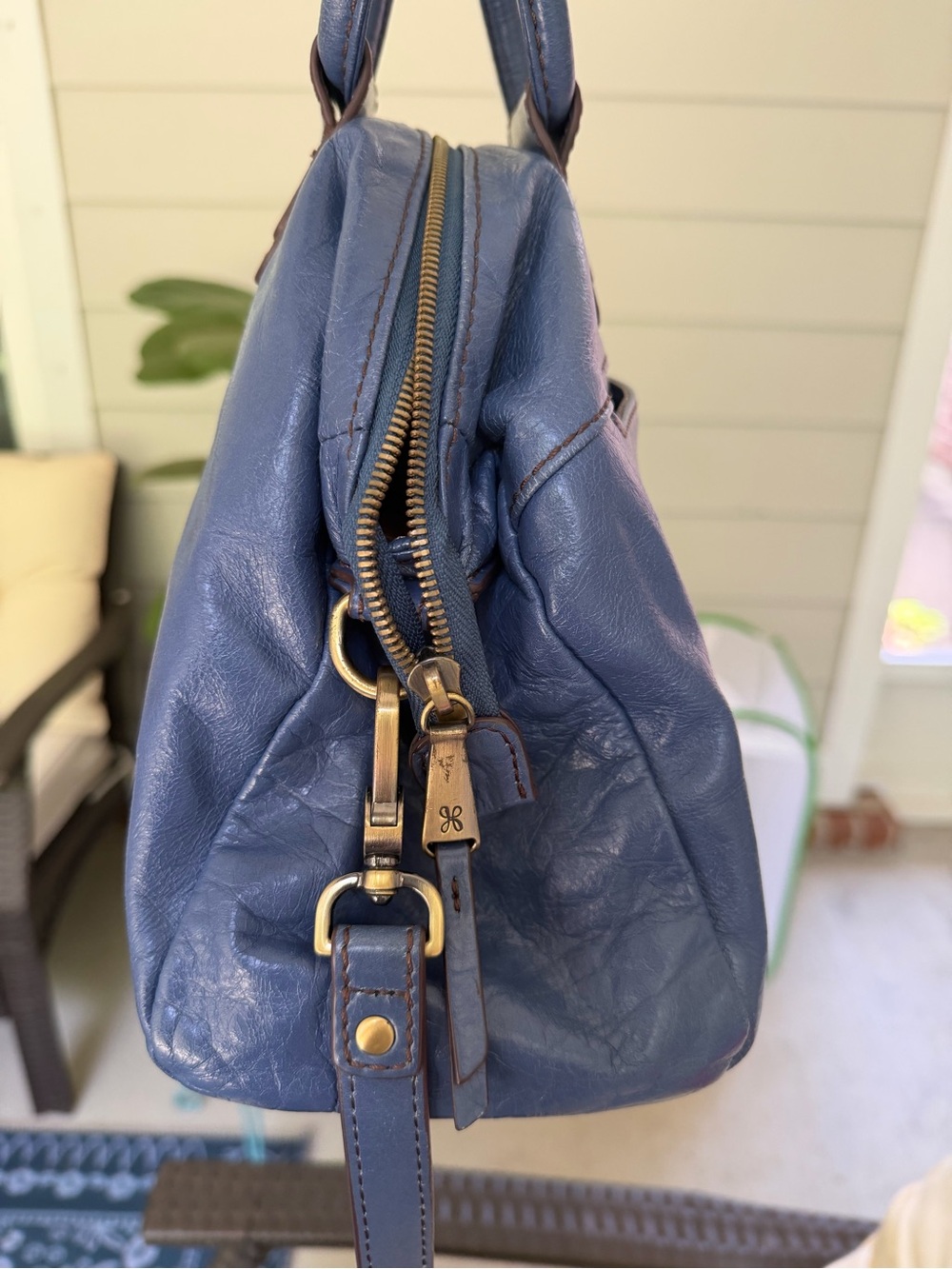 Vintage Hobo Sheila Satchel with Matching Wallet in Polished Dusty Blue - Picture 4 of 11